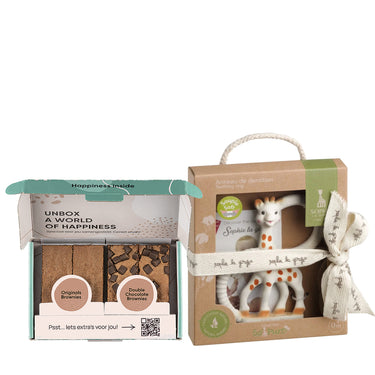 Bijtring van Sophie de Giraf met een brownie box met 4 brownies